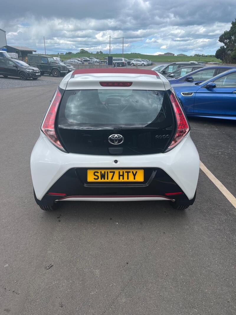 TOYOTA AYGO