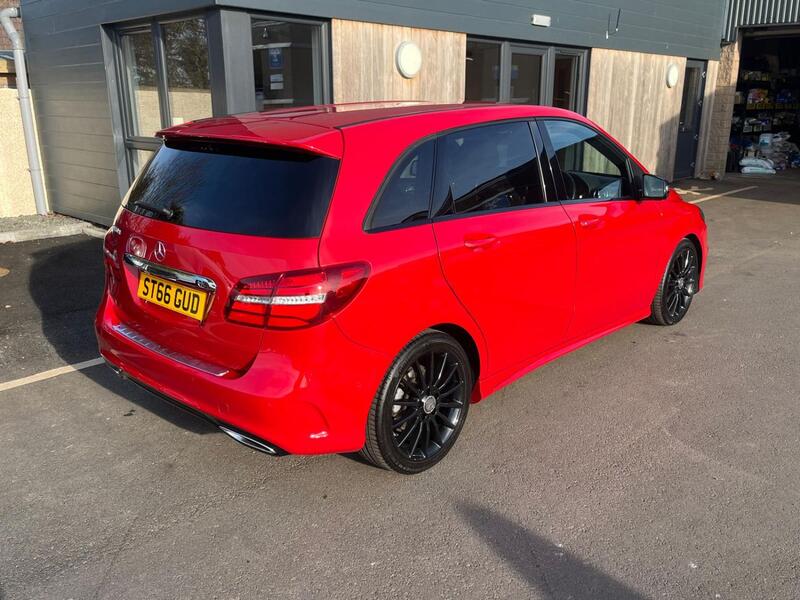View MERCEDES-BENZ B CLASS 1.5 B180d AMG Line