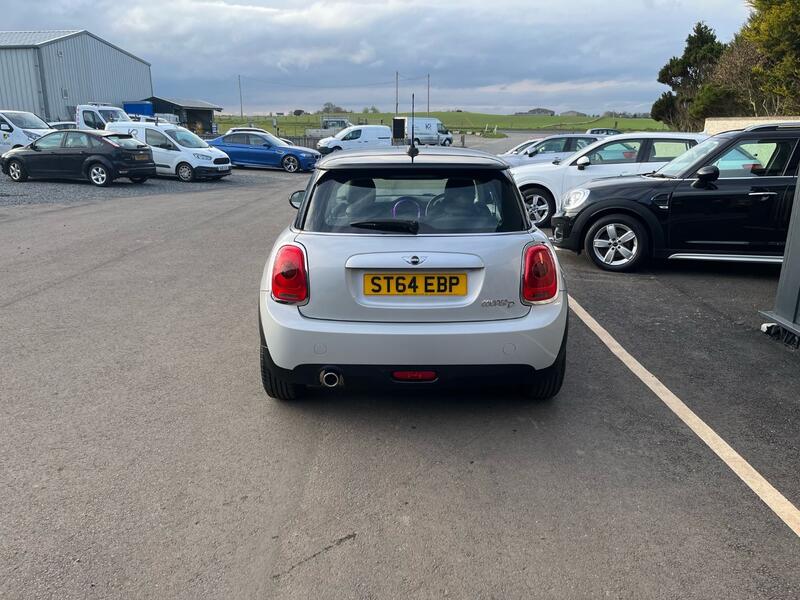 MINI HATCH