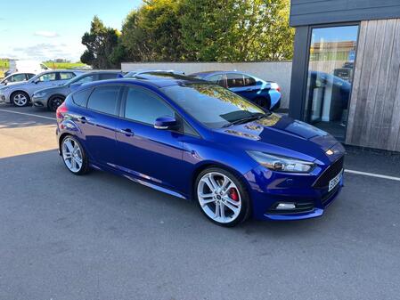 FORD FOCUS 2.0 T EcoBoost ST-3