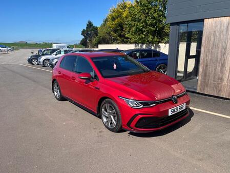 VOLKSWAGEN GOLF 2.0 TDI R-Line